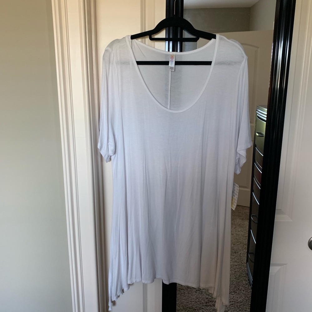 LuLaRoe White Perfect T NWT